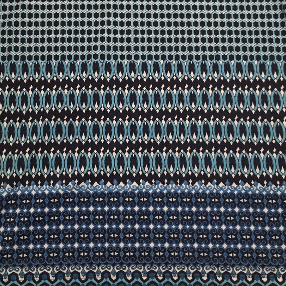 Alia - Petite Medium - Picture 4 of 5